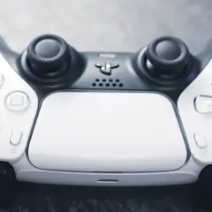 PS5 pionowo: Podstawka konieczna? Chroń konsolę przed awarią!
