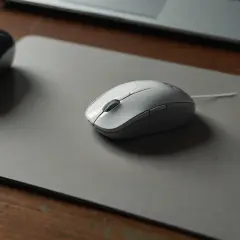 Jak skutecznie wyczyścić podkładkę pod mysz i zyskać precyzję?