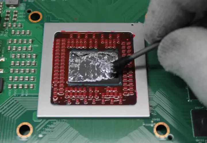 Głośny Xbox Series X i przegrzewanie? Odzyskaj ciszę i moc!