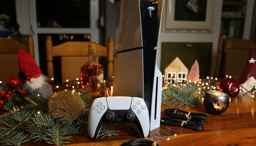 PS5 Slim vs. standardowa PS5: Chłodzenie wyniki zaskakują!