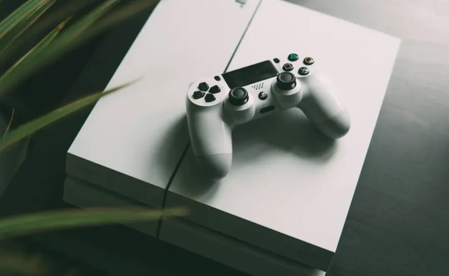PS5: Odbudowa bazy danych co daje i czy kasuje gry?