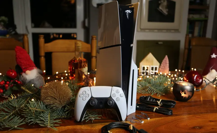 PS5 Slim vs. standardowa PS5: Chłodzenie wyniki zaskakują!