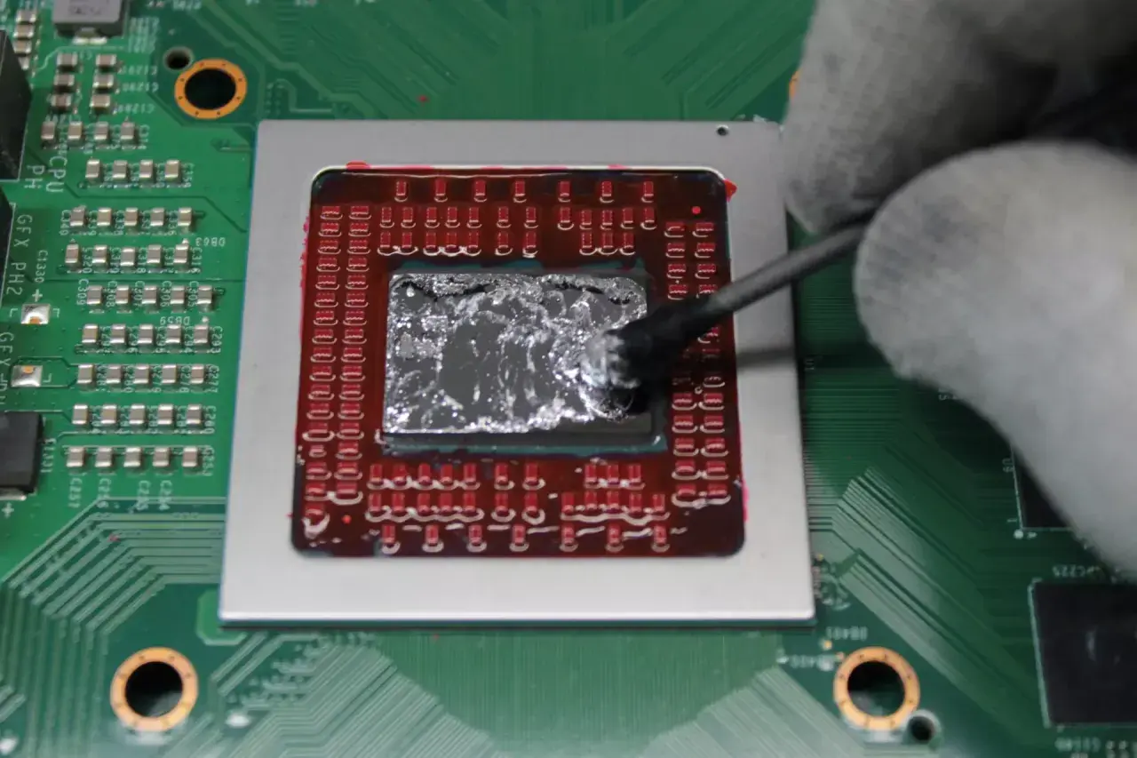 Głośny Xbox Series X i przegrzewanie? Odzyskaj ciszę i moc!